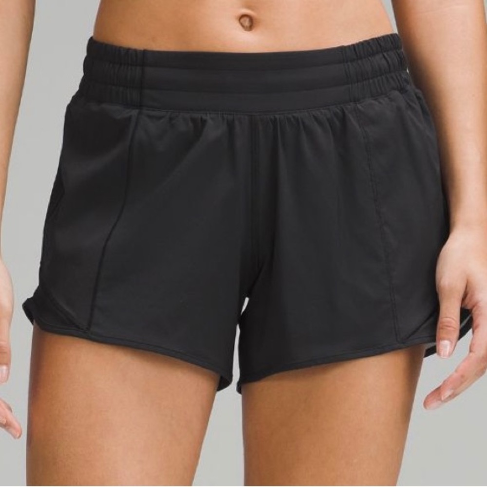 Like new 4” Lululemon Black Hotty Hots (2)